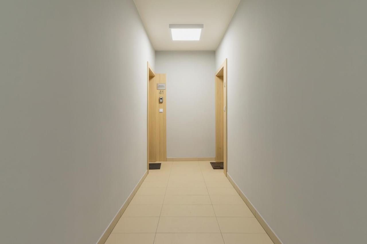 קרקוב Mogilska Apartments By Renters Prestige מראה חיצוני תמונה